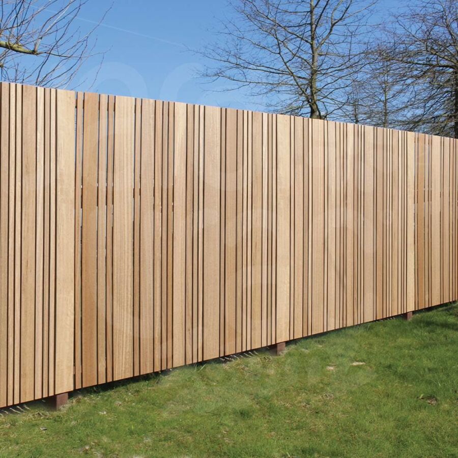 Sécurité avec clôture bois