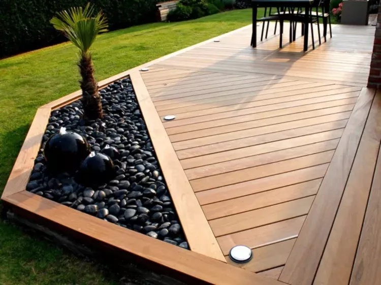 Terrasse en bois élégante