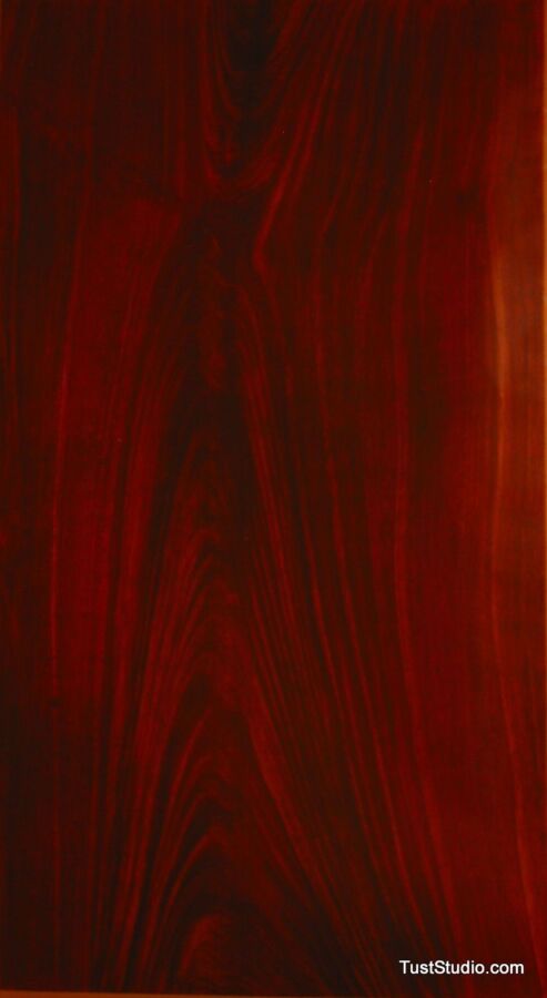 bois rouge exotique poli