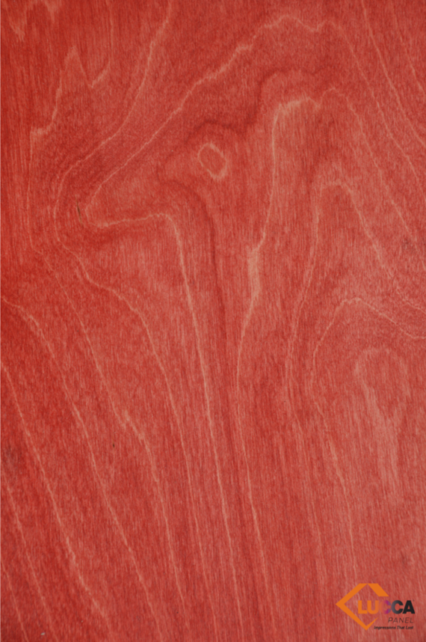 essence de bois rouge exotique