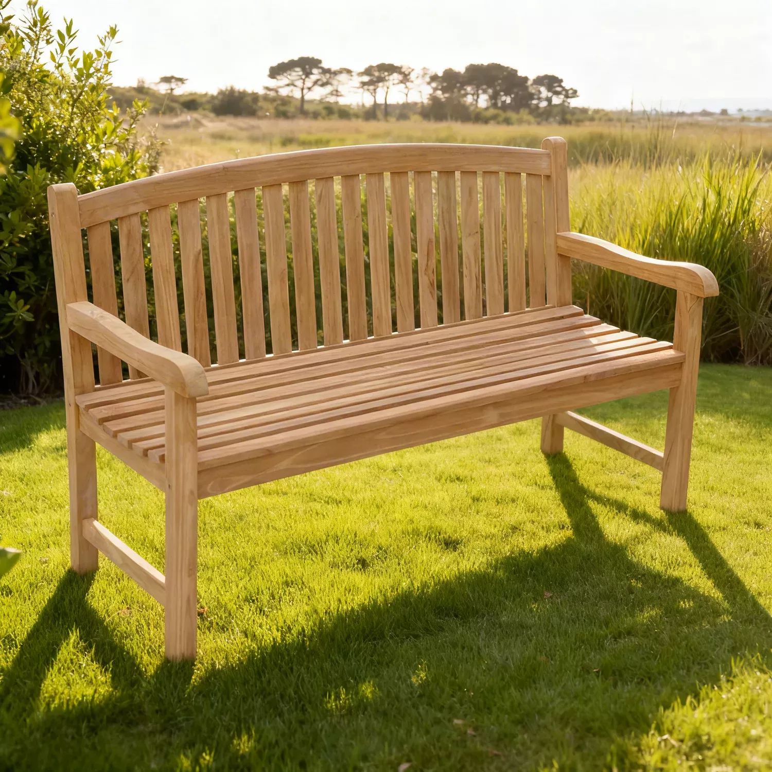 Banc extérieur en bois élégant